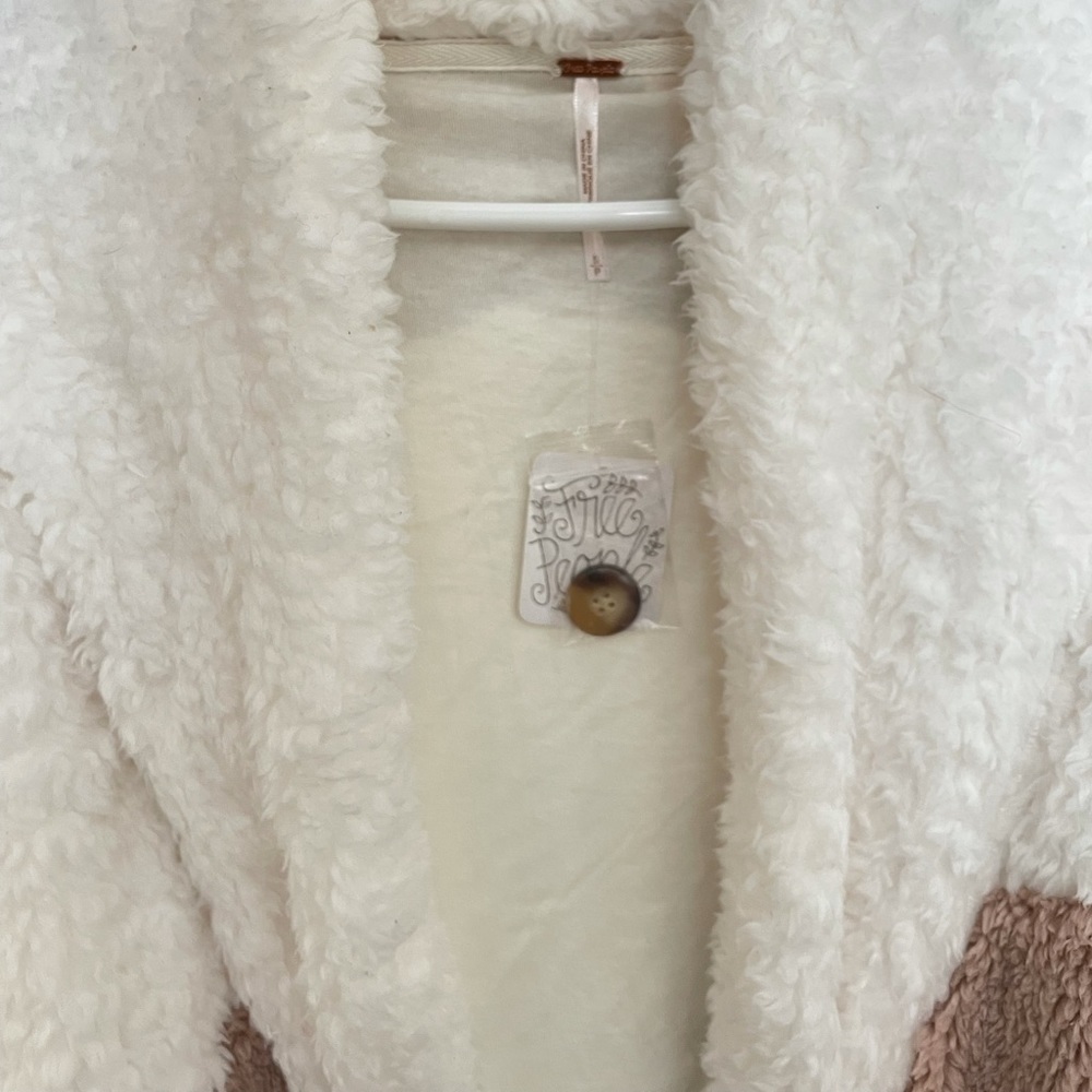 New with tags Free People So soft Jacket Sweater - Picture 9 of 9